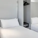 B&B ホテル フィゲレス *