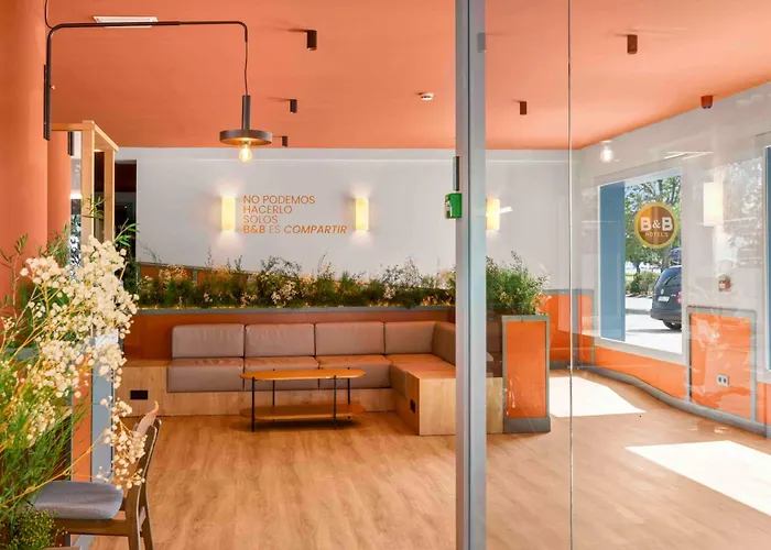 B&B Hotel Figueres Szálloda