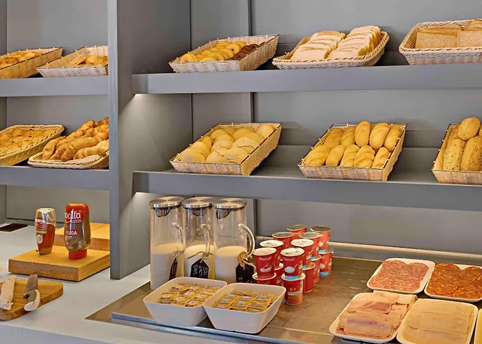 B&B Hotel Figueres *