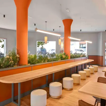 B&B Hotel Figueres Ξενοδοχείο