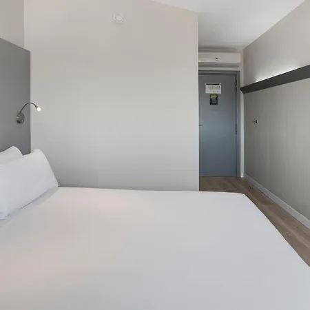B&B Hotel Figueres Φιγκέρες