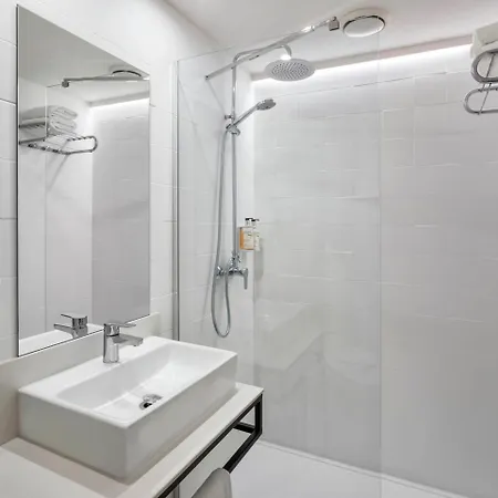 Hotel B&B Hotel Figueres *