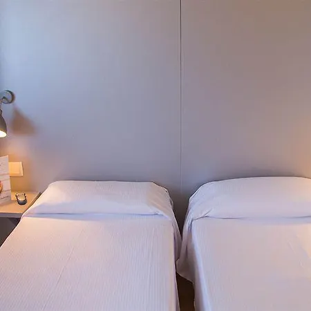 Hotel B&B Hotel Figueres