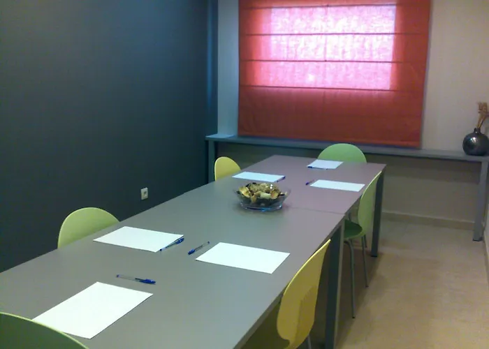 B&B Hotel Figueres מלון פיגוארז